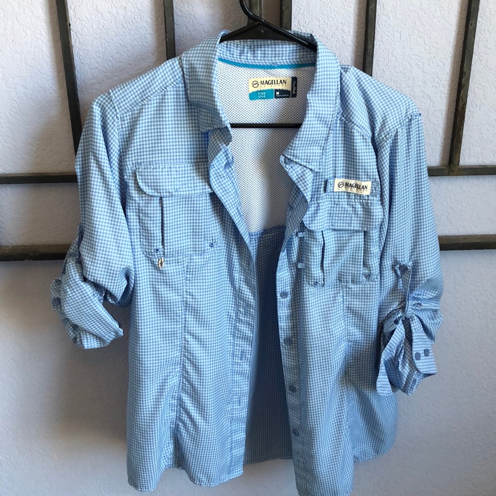 Barely worn Magellan fishing shirt